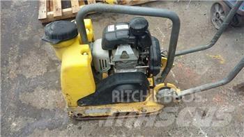 Wacker Neuson honta مكابس