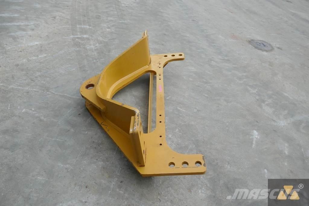 CAT 140M3 Drawbar مكونات أخرى
