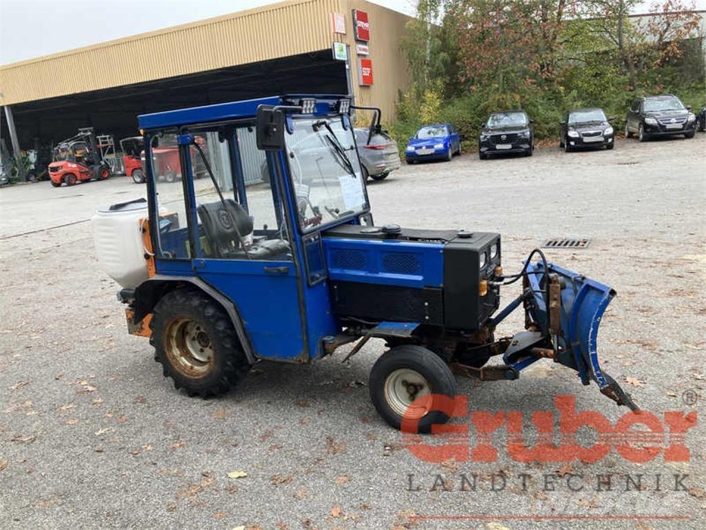 Holder P 20 الجرارات