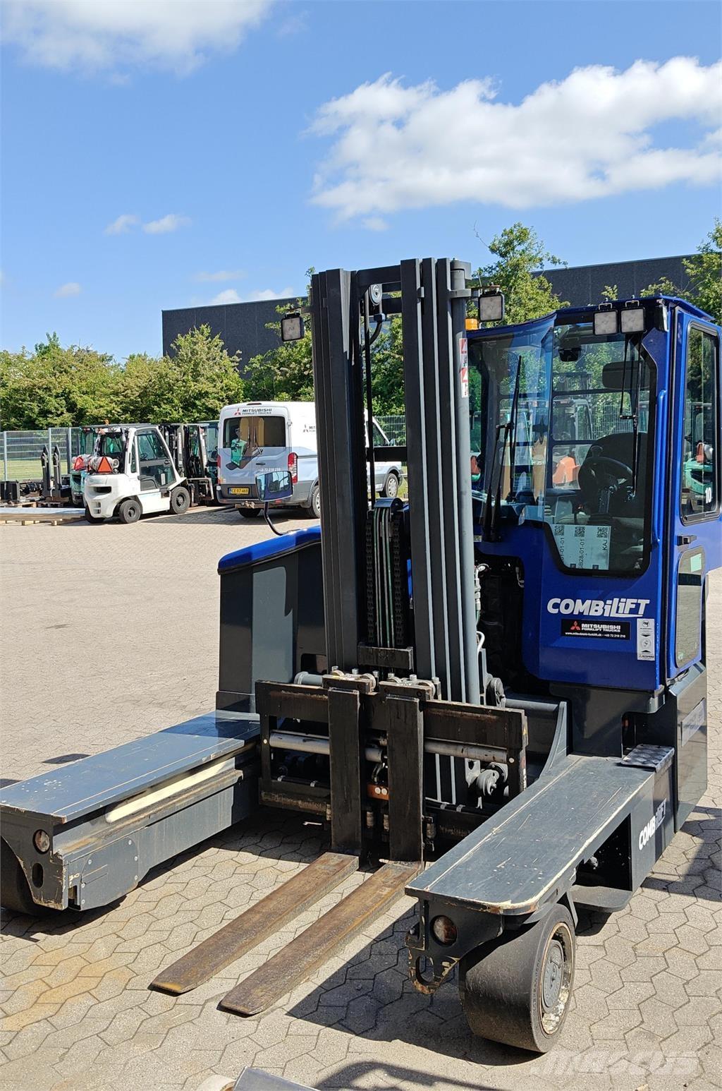 Combilift C4500E شاحنة المناولة رباعية الاتجاهات