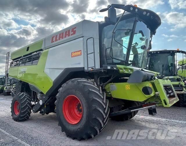 CLAAS LEXION 7400 حصادات