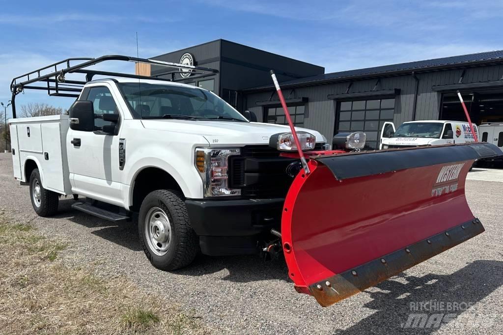 Ford F 250 XL SD شاحنات خفيفة/مفصلية الجوانب