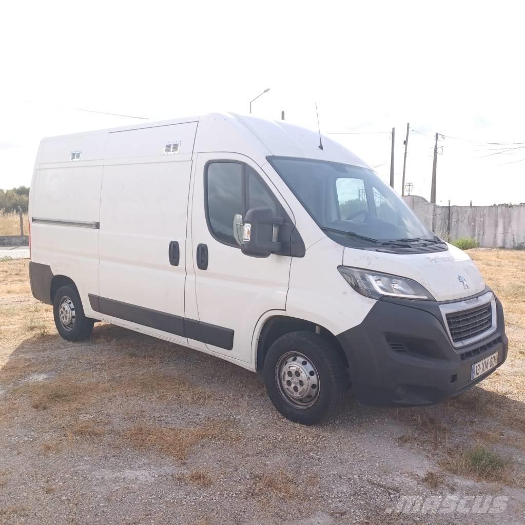Peugeot Boxer شاحنات خفيفة/مفصلية الجوانب