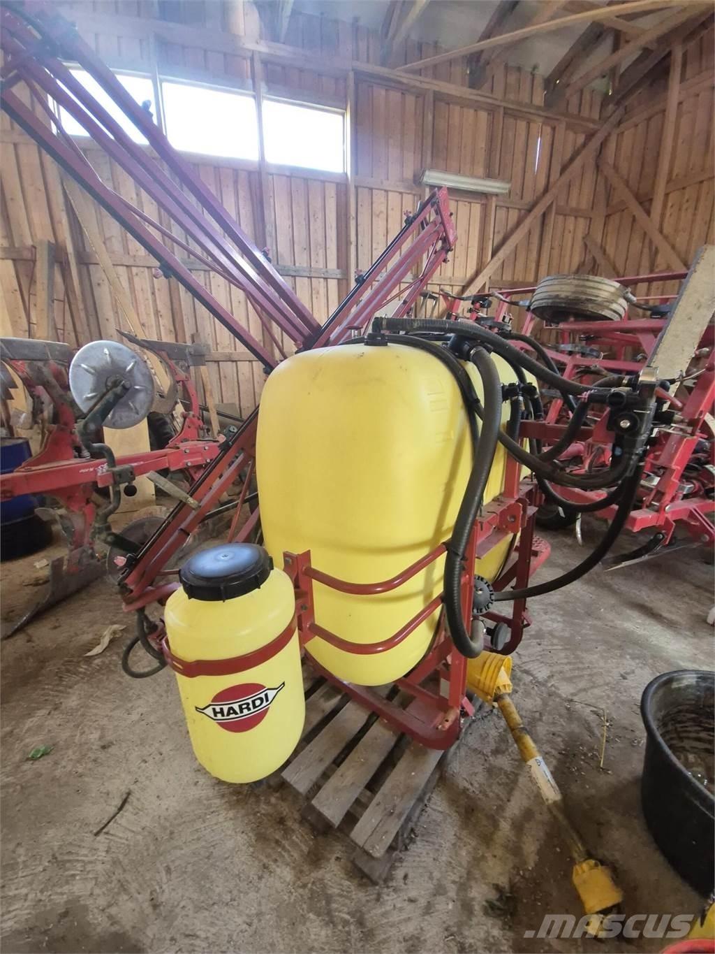 Hardi 600/11 الرشاشات