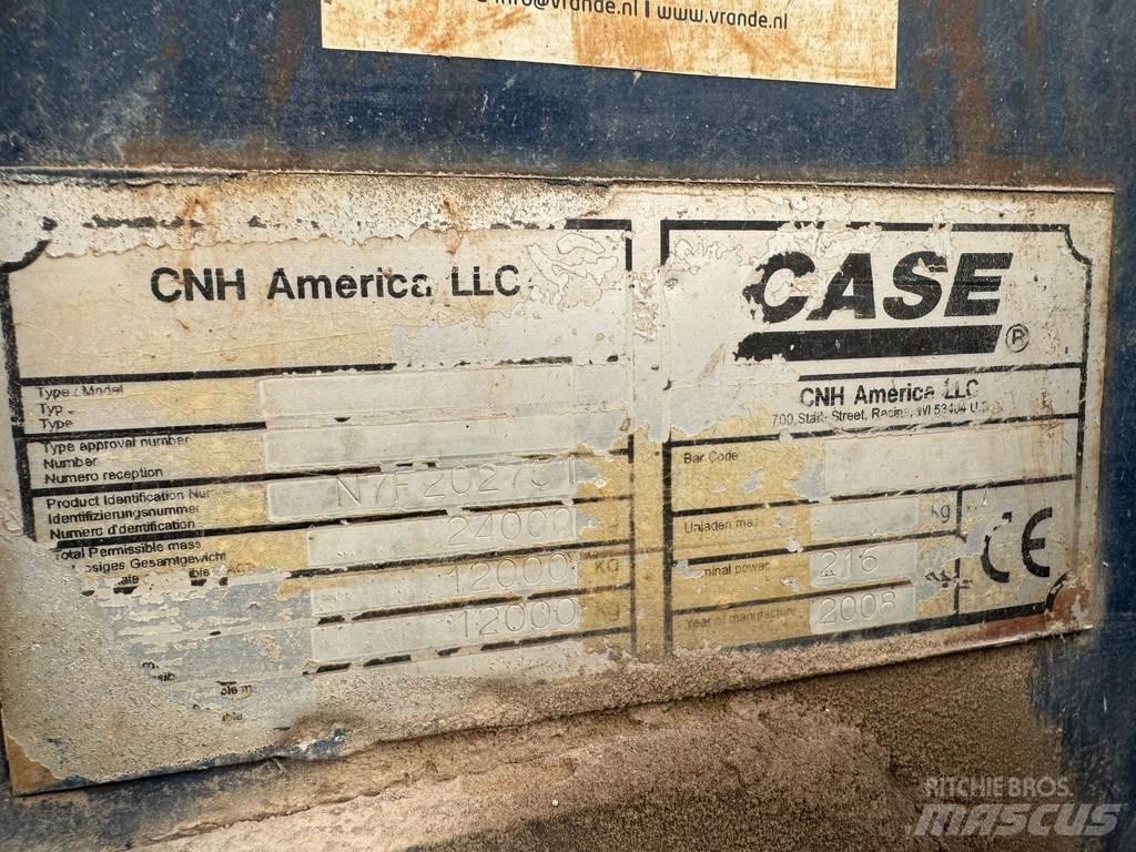CASE 921E لوادر بعجل