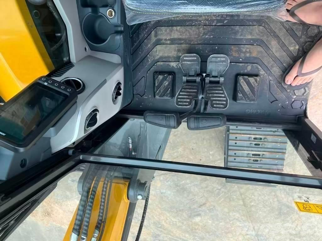XCMG XE 55 GA حفارات زحافة