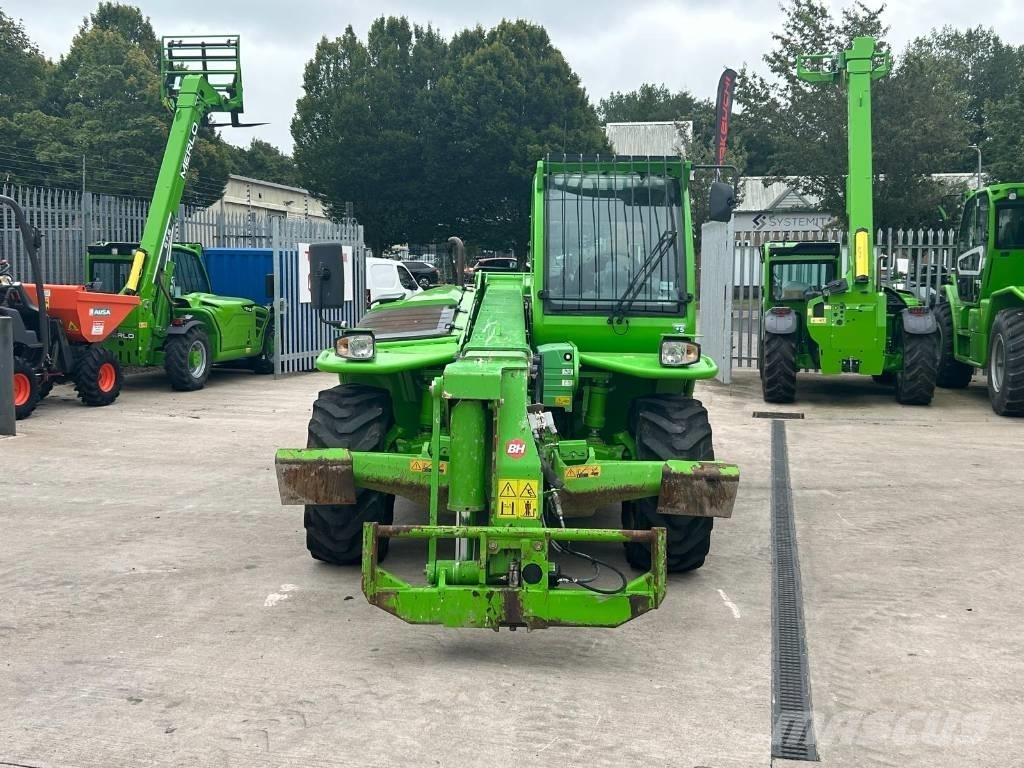 Merlo P 40.13 مناولات متداخلة