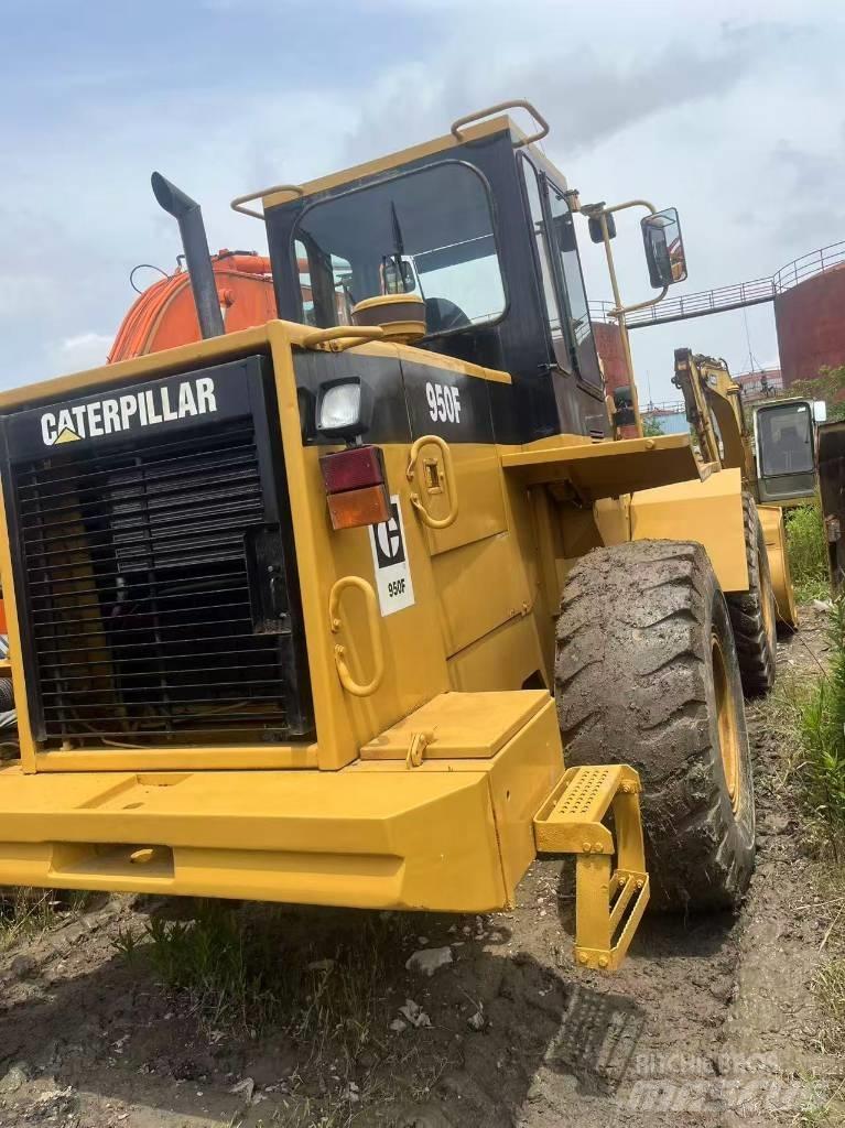 CAT 950 F لوادر بعجل
