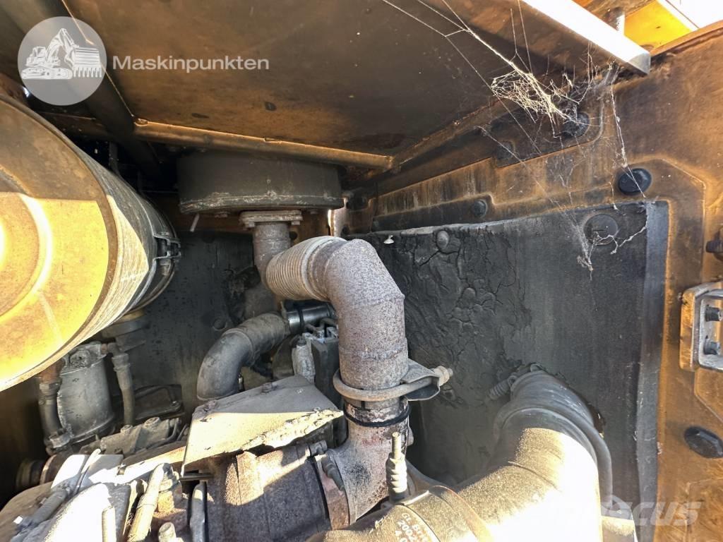 Hyundai HL 730 TM-7 لوادر بعجل