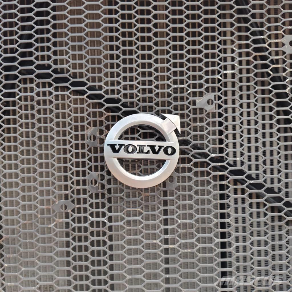 Volvo L 120 E لوادر بعجل