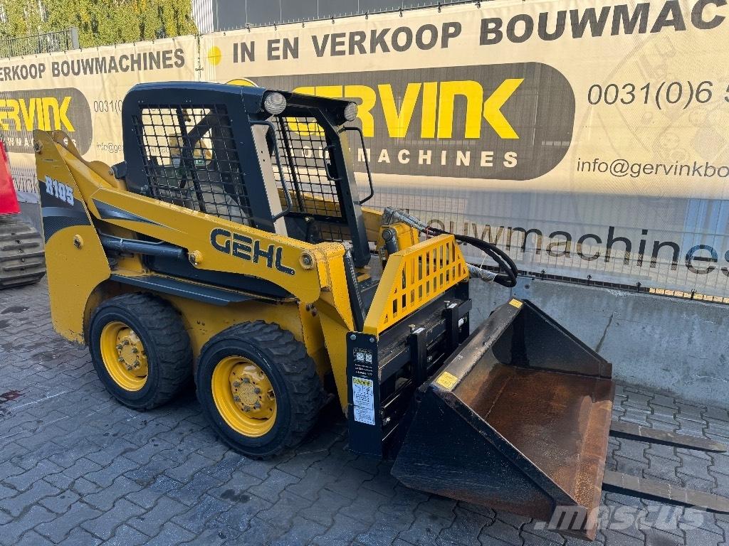 Gehl R105 لوادر انزلاقية التوجيه