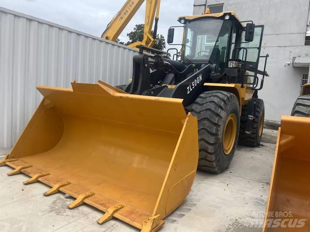 XCMG ZL 50 GN لوادر بعجل