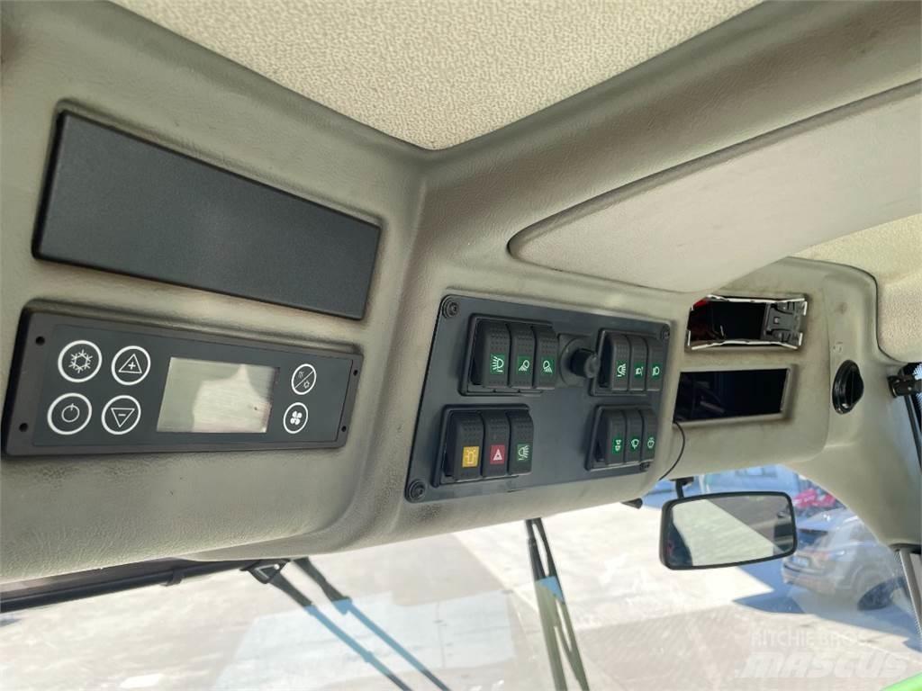 Krone BiG X 700 حصادات الأعلاف