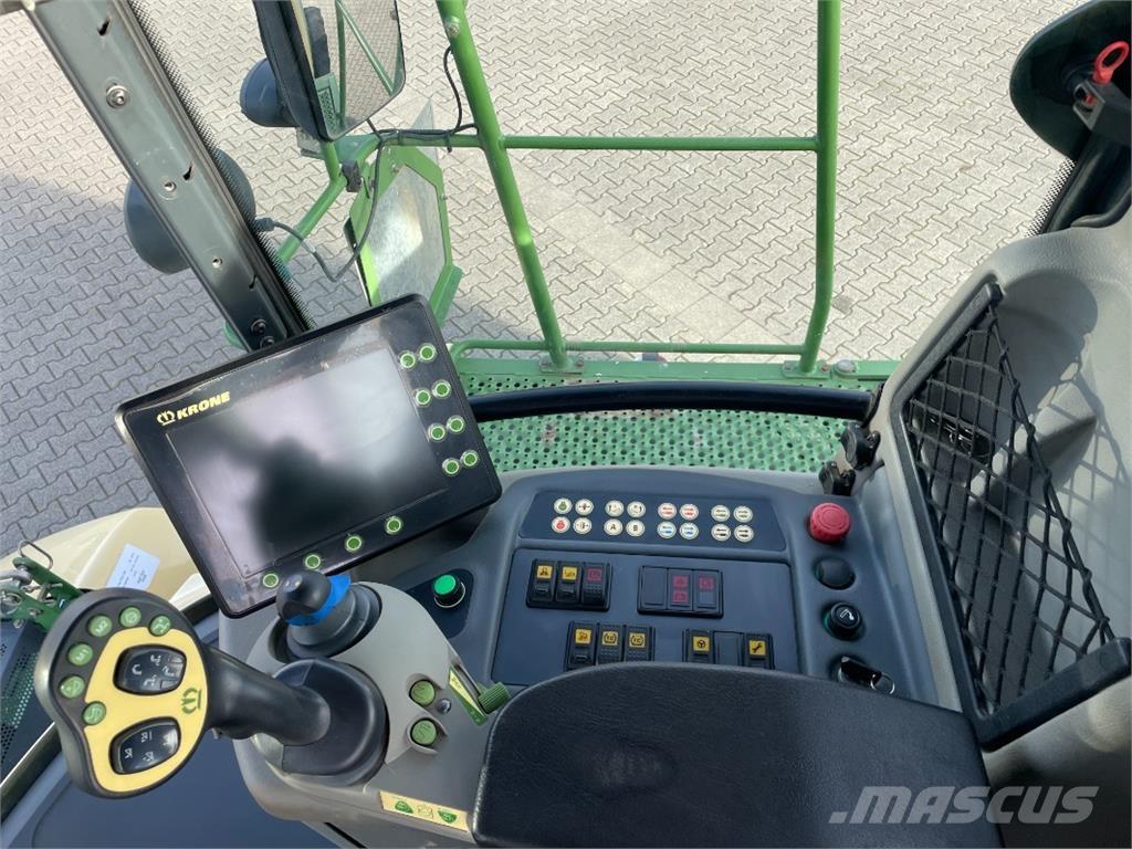 Krone BiG X 700 حصادات الأعلاف