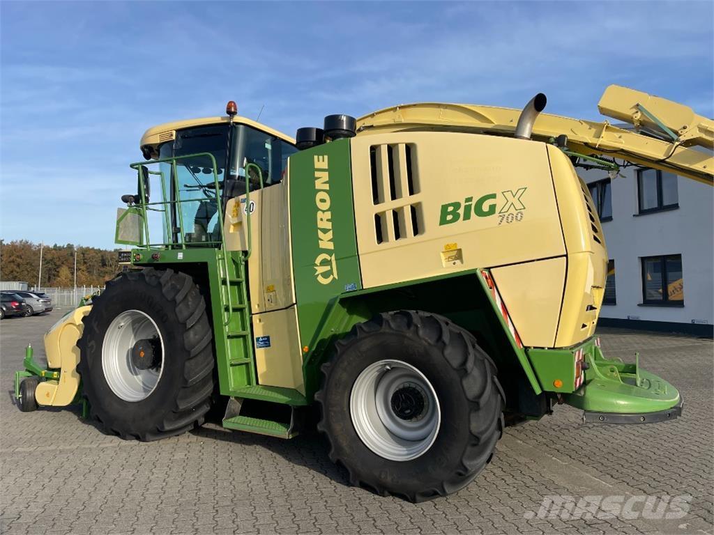 Krone BiG X 700 حصادات الأعلاف