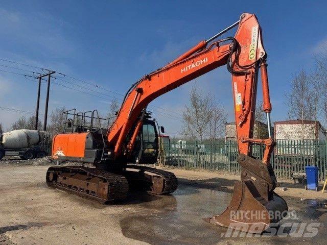 Hitachi ZX 210 LC-6 حفارات زحافة