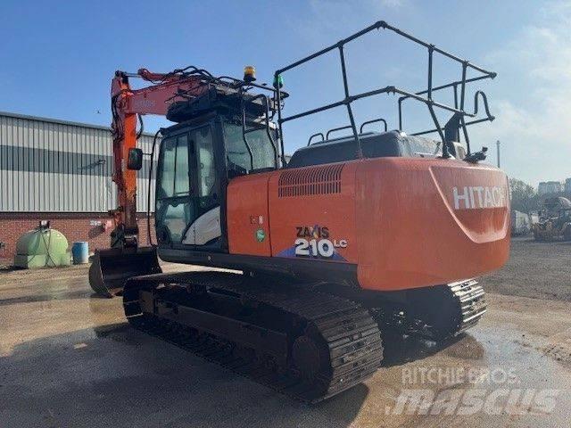 Hitachi ZX 210 LC-6 حفارات زحافة