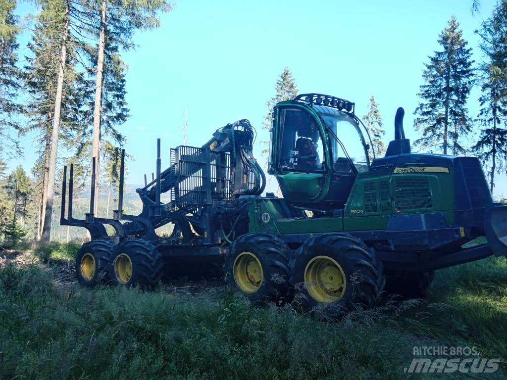 John Deere 1510 G شاحنات