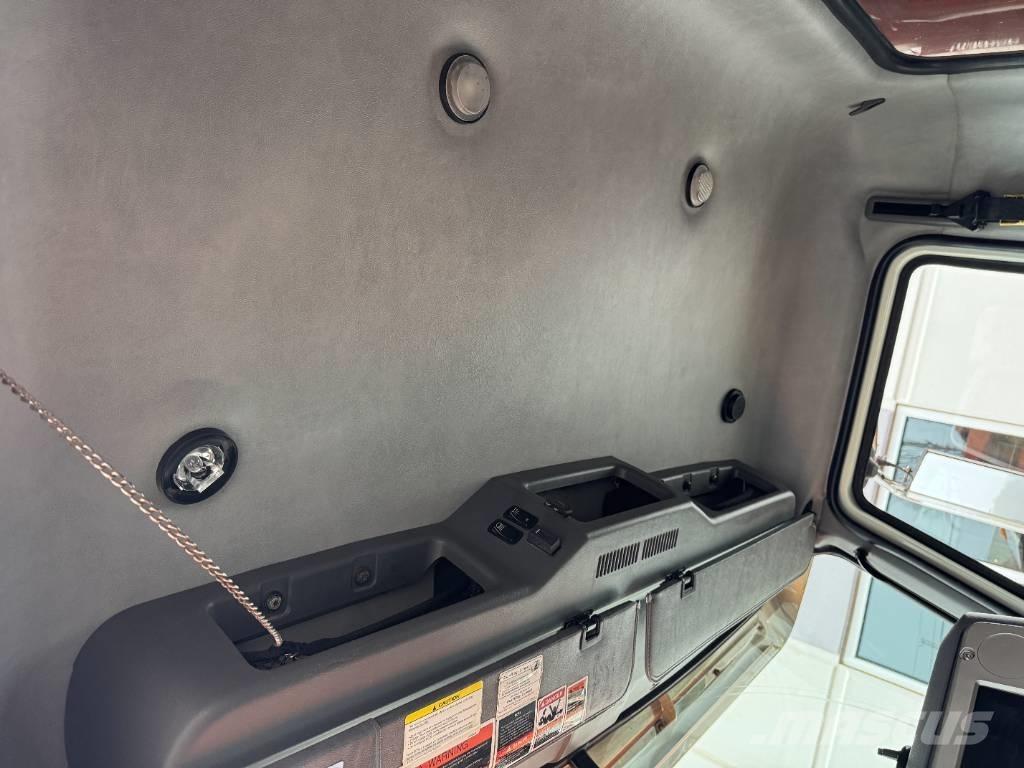 Mack GU813 شاحنات قلابة