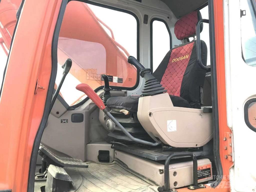Doosan DH 225 LC-7 حفارات زحافة