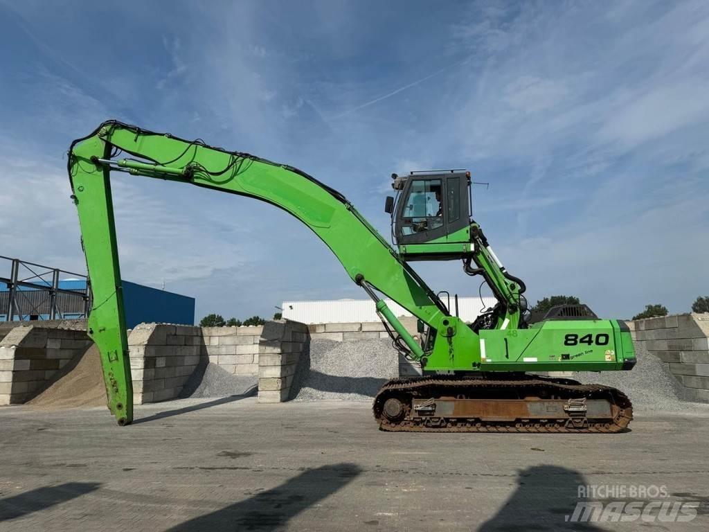 Sennebogen 840R مناولات المخلفات / مناولات صناعية