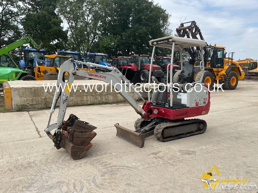 Takeuchi TB 216 حفارات صغيرة أقل من 7 طن (حفارات صغيرة)