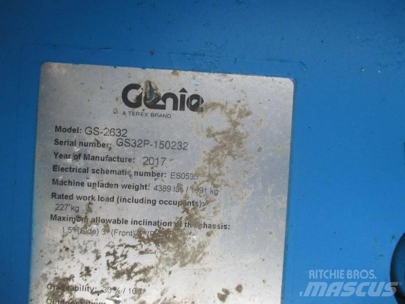 Genie GS 2632 رافعات مقصية الشكل