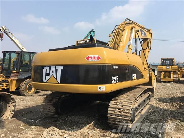 CAT 325 C حفارات زحافة