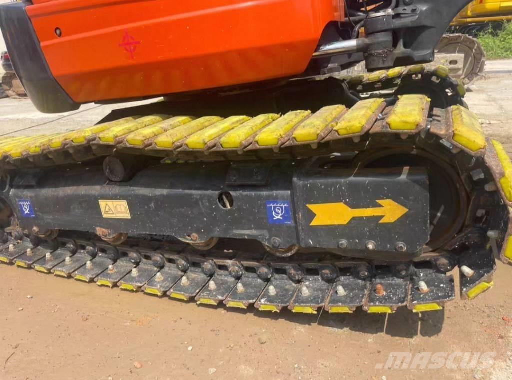 Kubota U 35 حفارات صغيرة أقل من 7 طن (حفارات صغيرة)