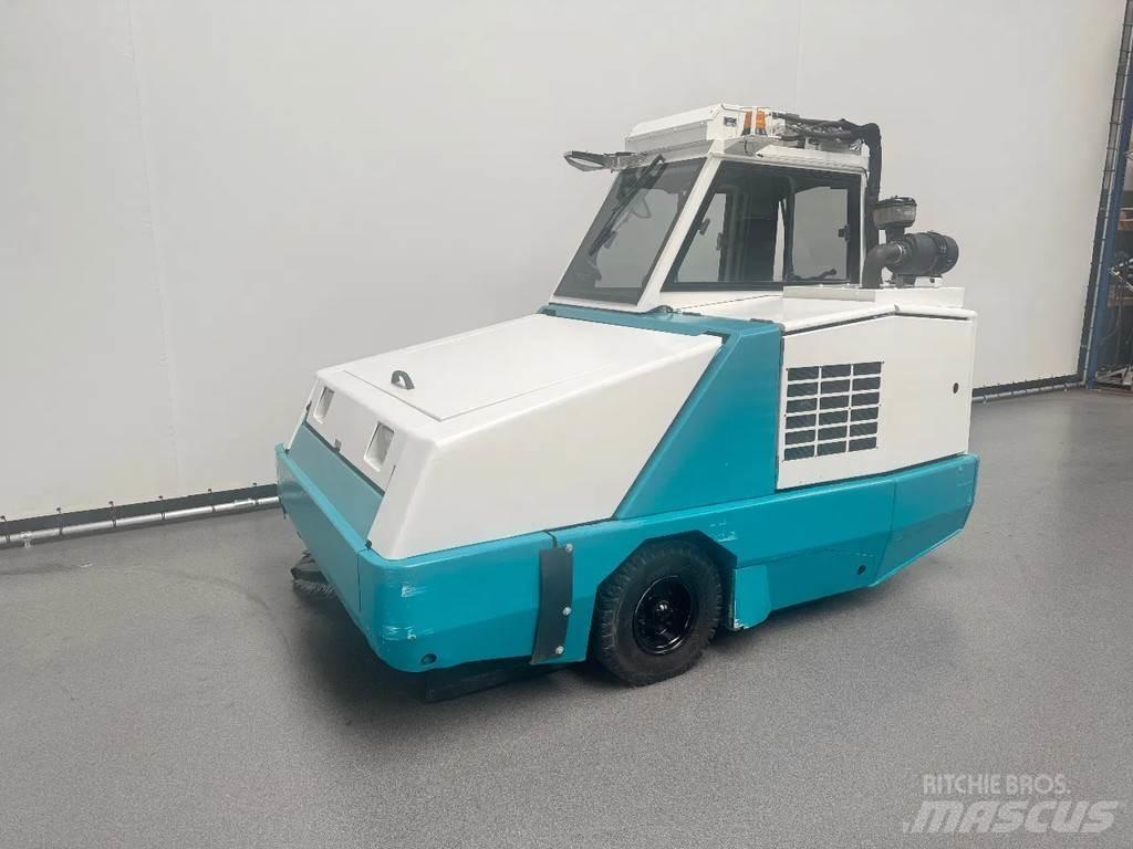 Tennant 800 كناسات