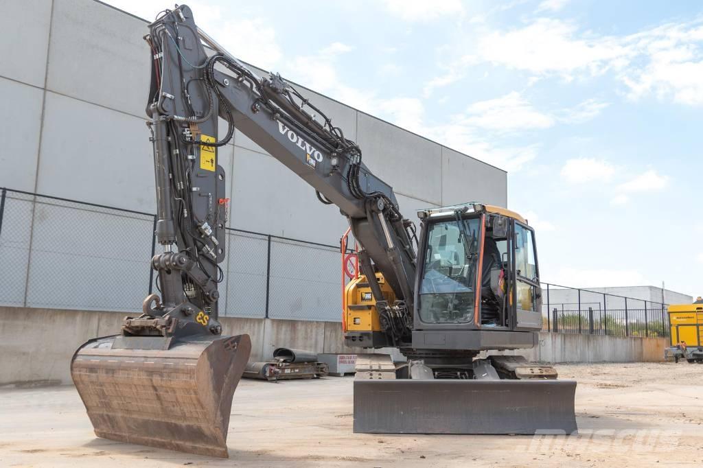 Volvo ECR 145 E حفارات زحافة