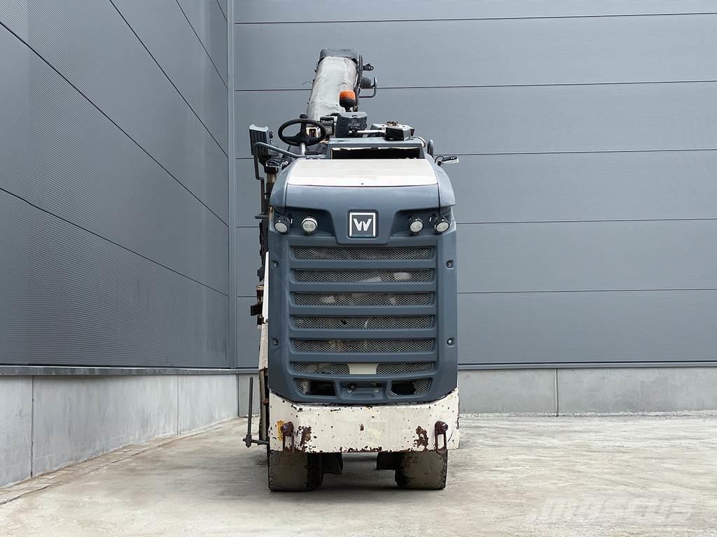 Wirtgen W 50 RI ماكينات الكشط البارد للأسفلت