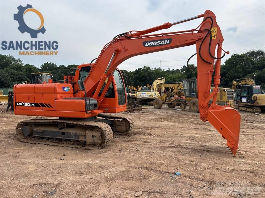 Doosan DX 120 حفارات زحافة