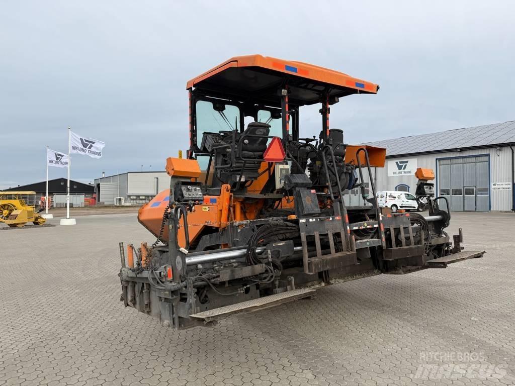 CAT AP 555 E معدات السفلتة