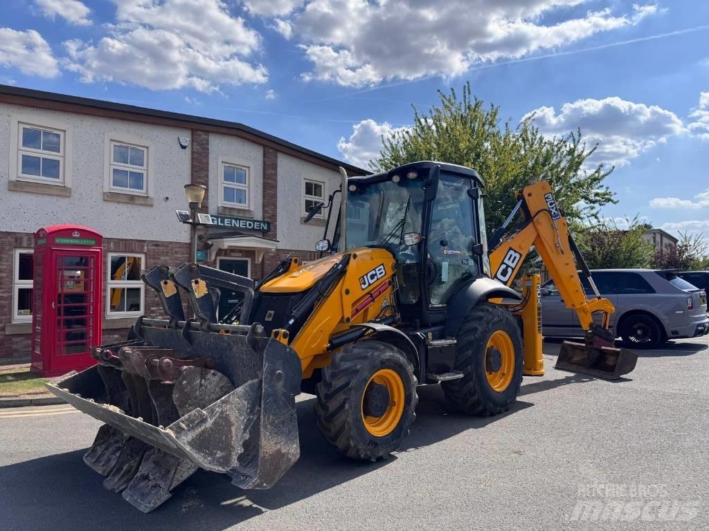 JCB 3 CX Contractor لوادر ذات جرافات عكسية