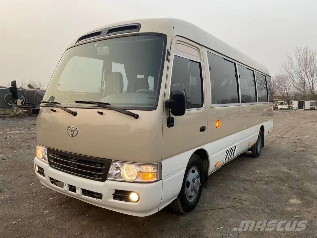 Toyota Coaster Bus حافلة صغيرة