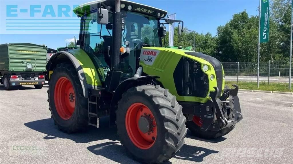 CLAAS arion 530 الجرارات