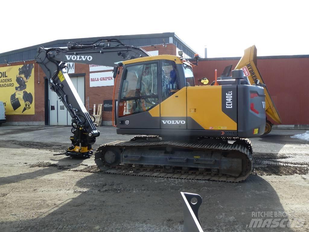 Volvo EC140EL حفارات زحافة