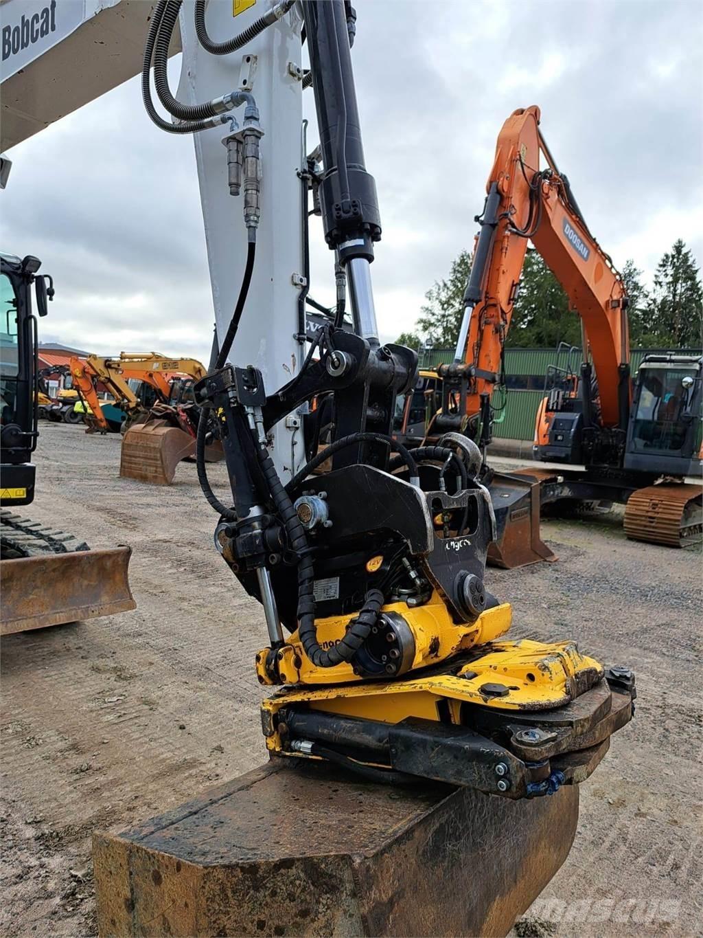 Bobcat E85 حفارات صغيرة أقل من 7 طن (حفارات صغيرة)