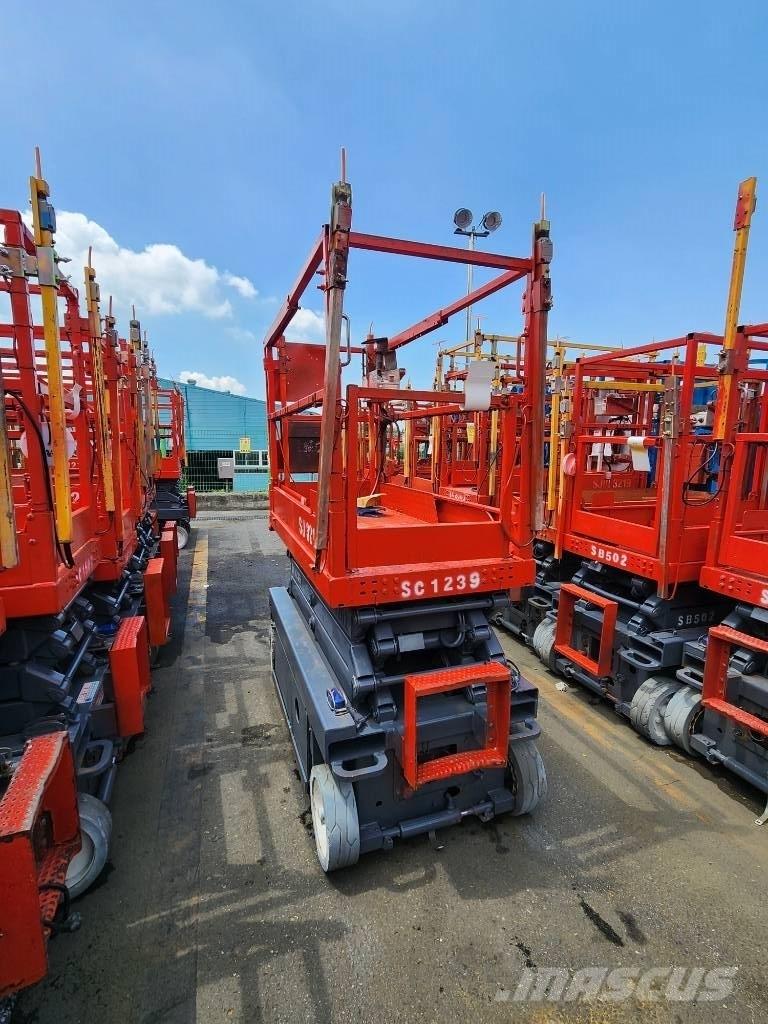 SkyJack SJ 3219 رافعات مقصية الشكل