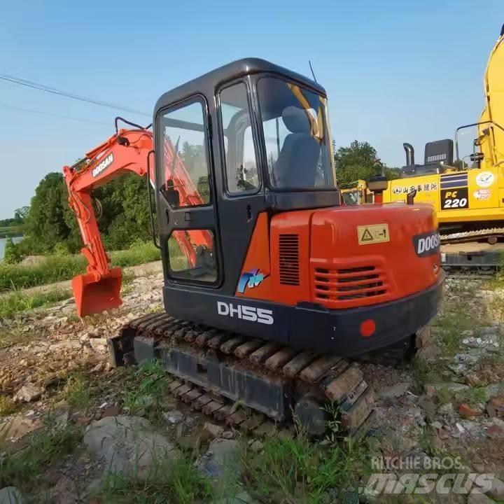 Doosan DH 55 حفارات صغيرة أقل من 7 طن (حفارات صغيرة)