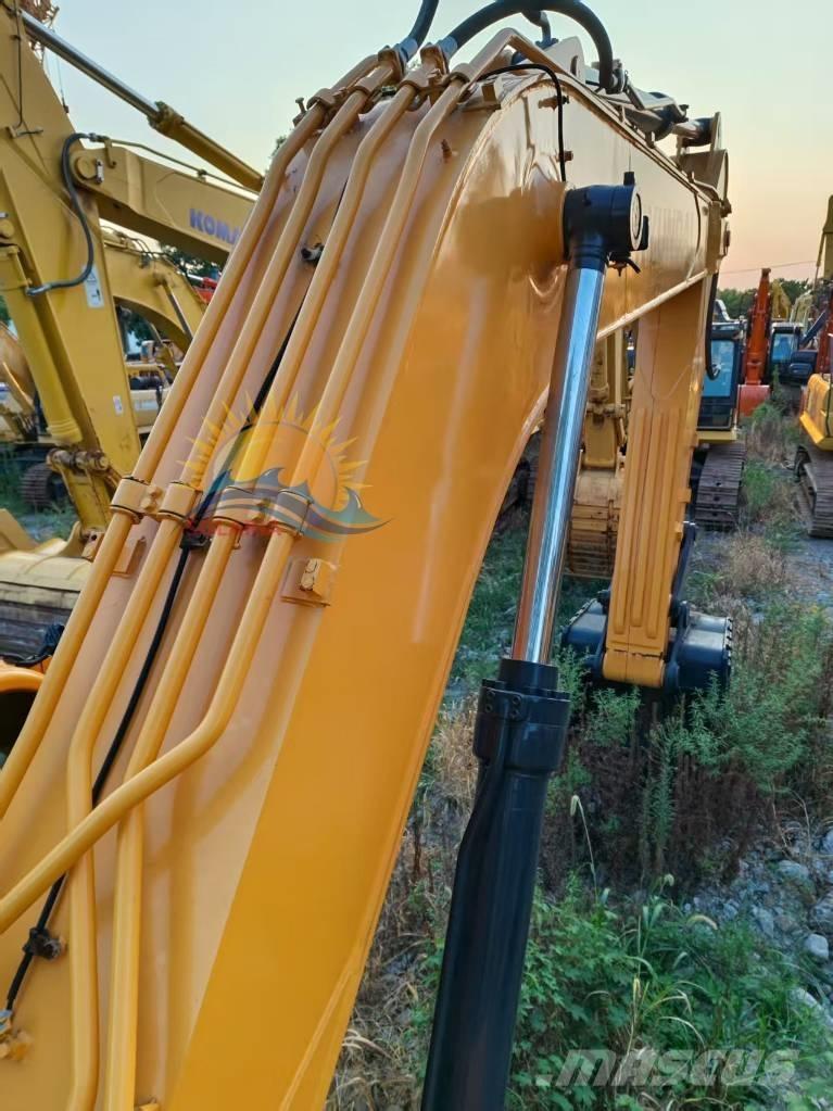 Hyundai R300LC-9S حفارات زحافة