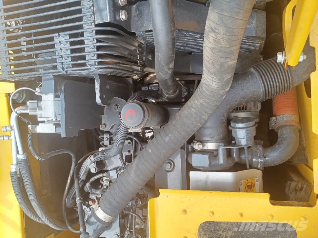 Komatsu PC 120 حفارات زحافة