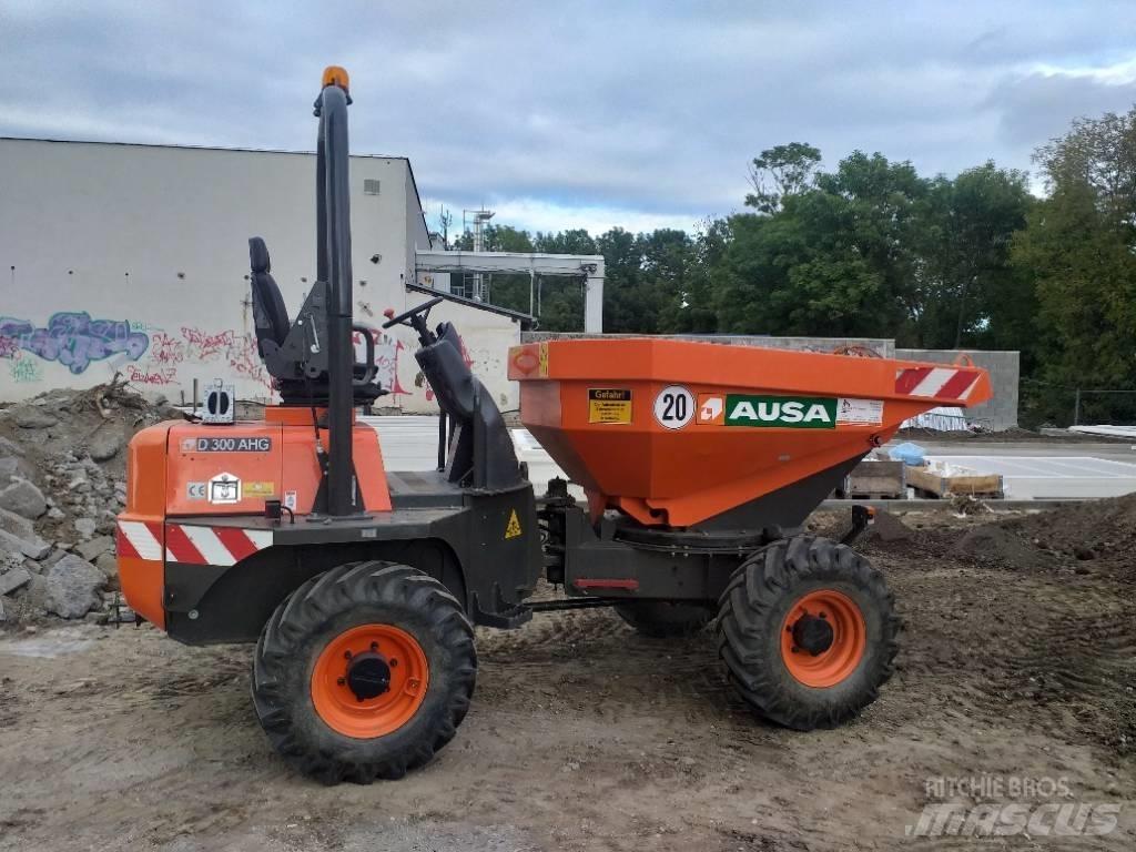 Ausa D 300 AHG عربات نقل قلابة للمواقع
