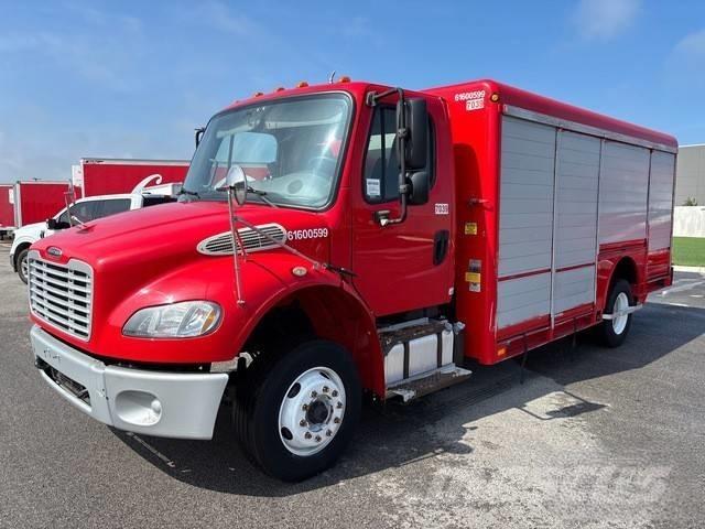 Freightliner M2 شاحنات نقل المشروبات