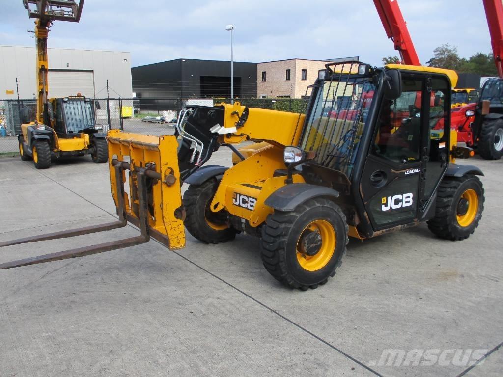 JCB 525-60 (404) مناولات متداخلة