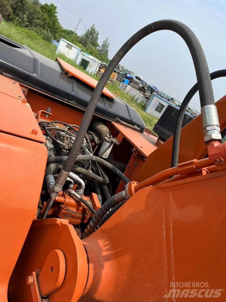 Doosan DH 300 حفارات زحافة
