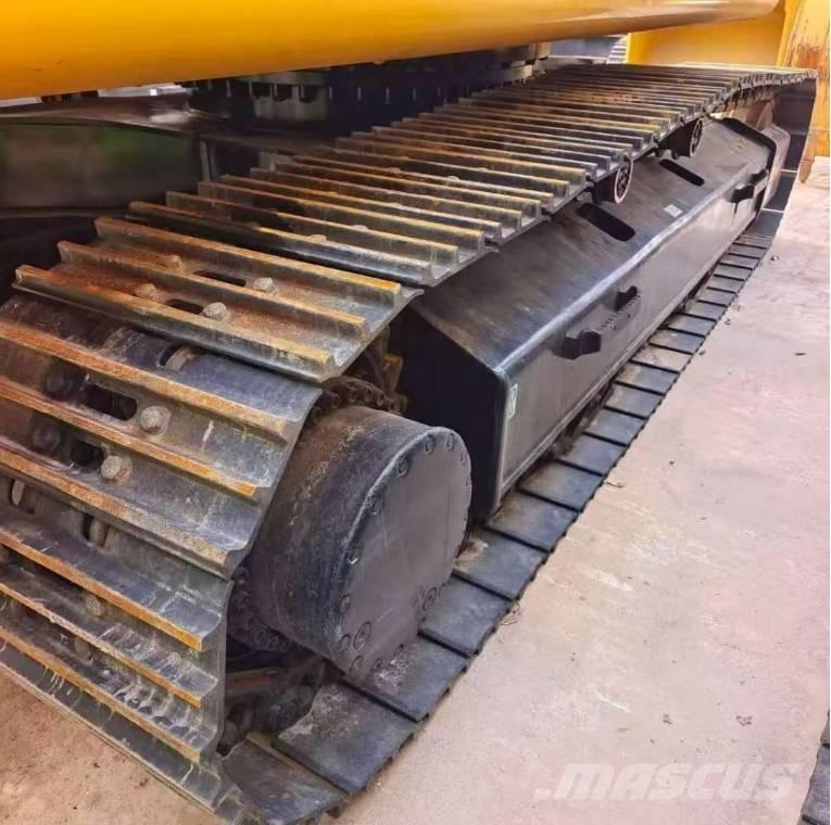 CAT 336 GC حفارات زحافة