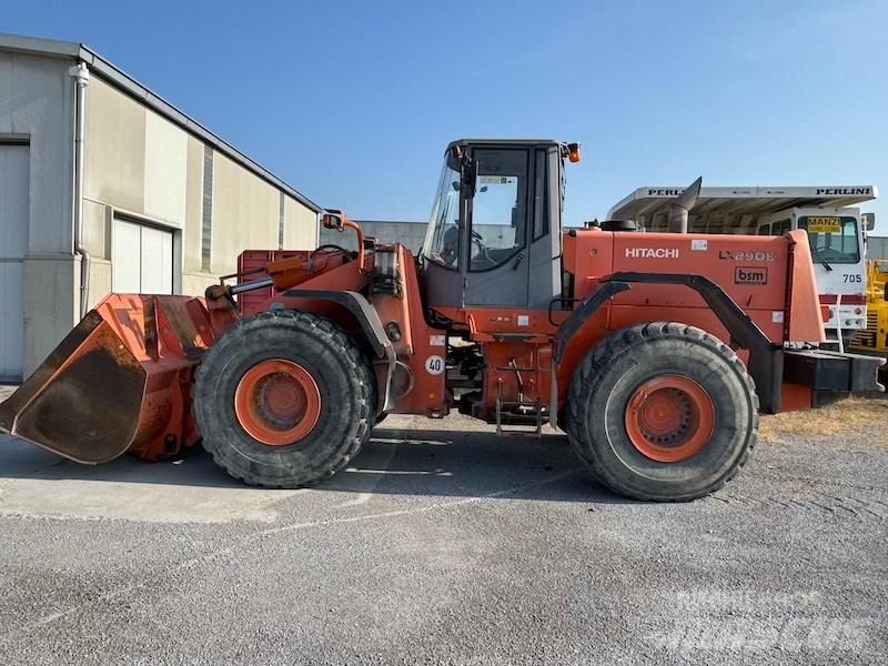 Hitachi LX 290 E لوادر بعجل