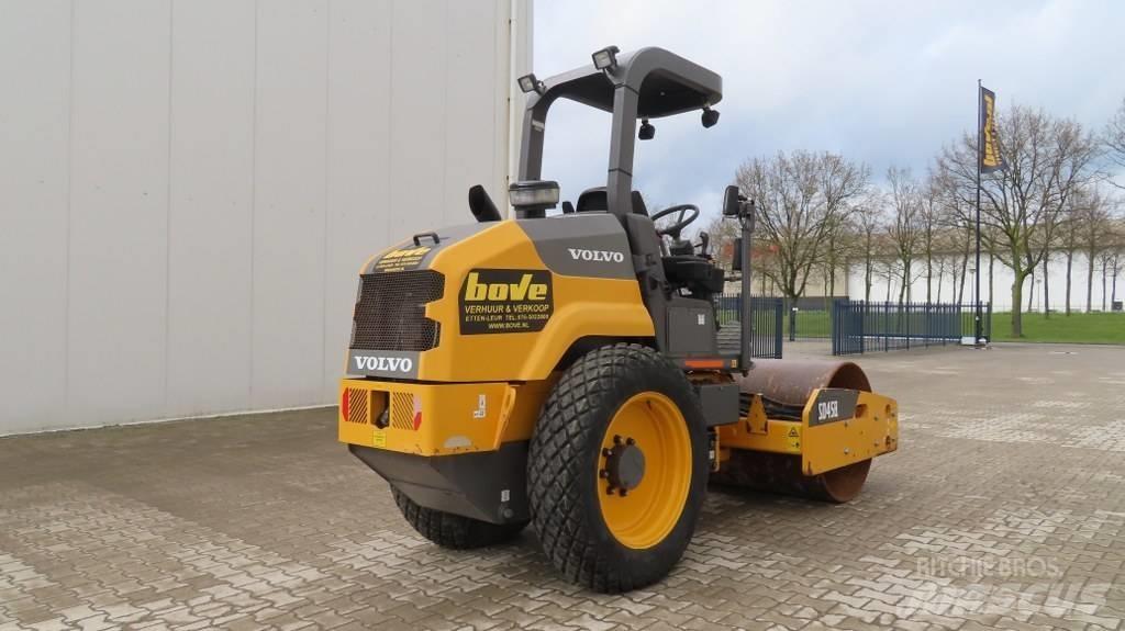 Volvo SD 45 B مداحل أحادية الأسطوانة